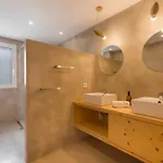 Linda